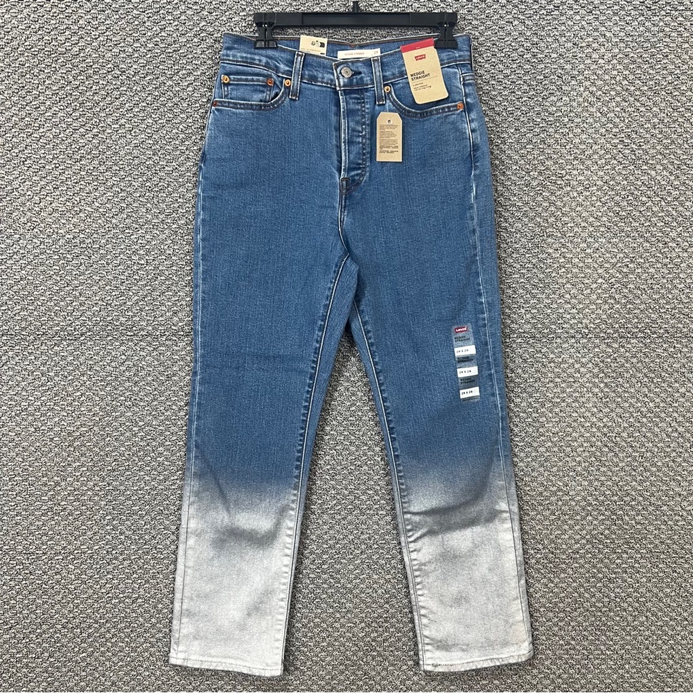 Levi's Wedgie Straight Leg Blue and Gray Jeans with Gradient Style